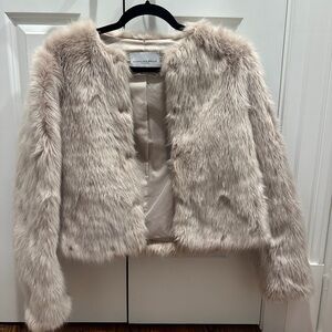 Carolina Belle Women's Teddy Jacket - Cream